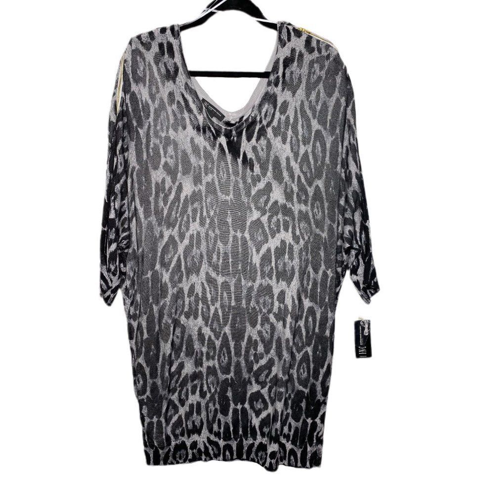 NWT INC Woman's 1X Leopard Sweater Tunic Top